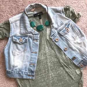 Malachite statement necklace